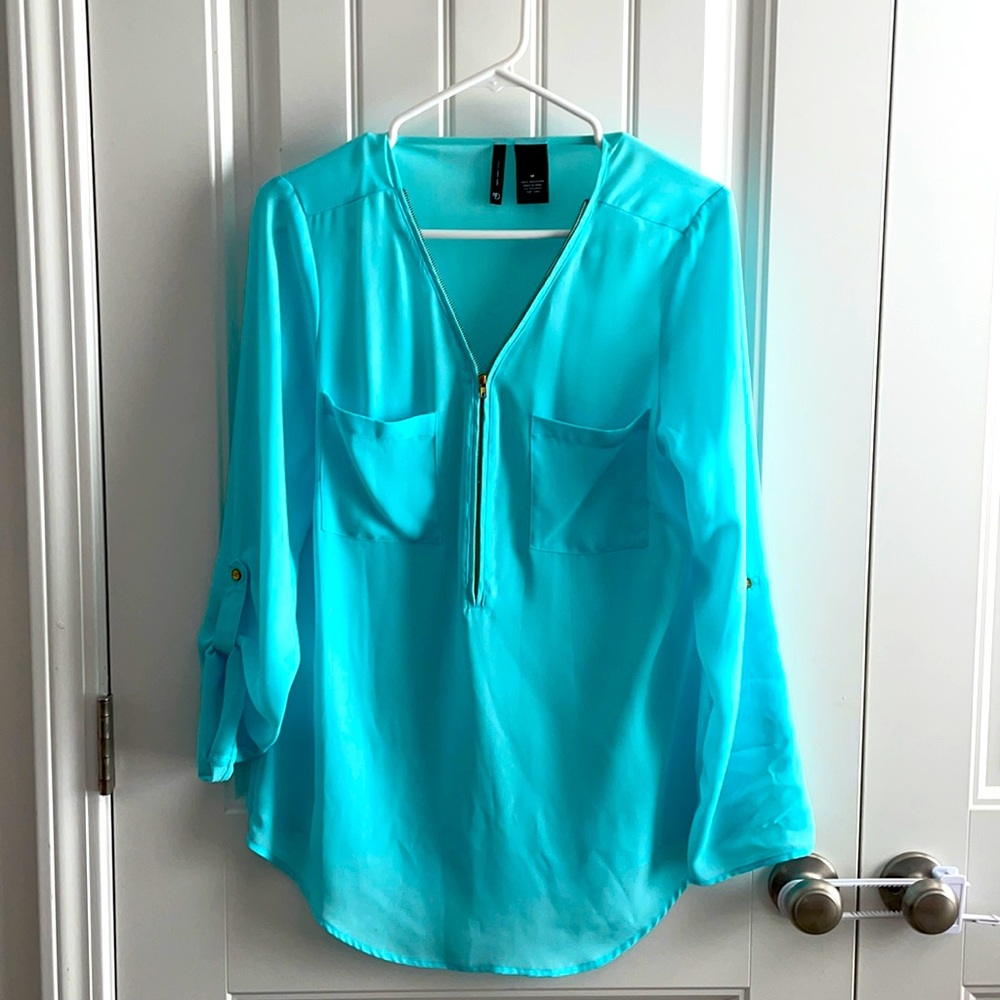 New direction medium sheer blouse